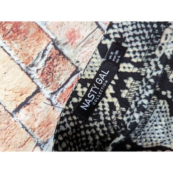 Nasty Gal Collection Snake Print Ruffle Hem Mini Skirt Size S - Picture 5 of 5